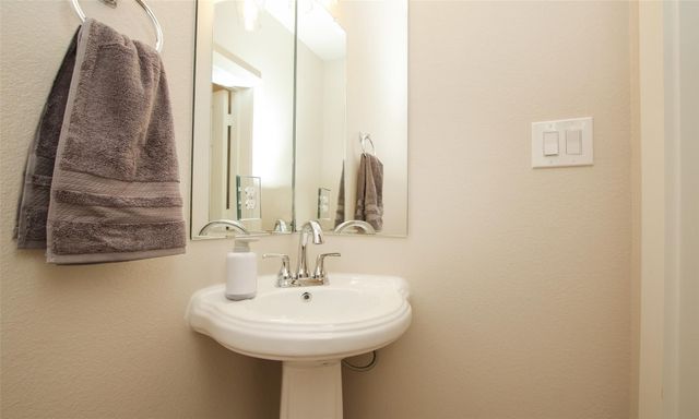 3533 Mount Pleasant Street, Houston, TX 77021