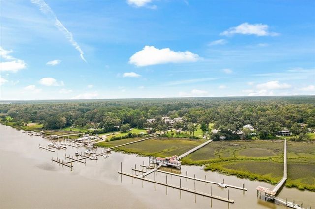 4787 Sunbury Road, Midway, GA 31320