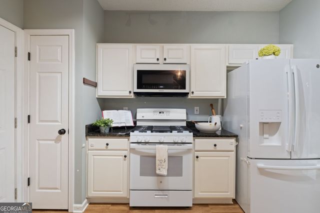 1206 Astastula Way, Woodstock, GA 30188