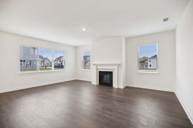 7625 Chapin Dr, Murfreesboro, TN 37129