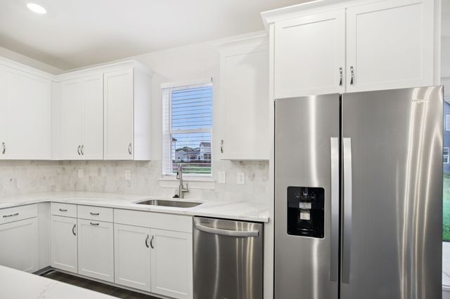 7625 Chapin Dr, Murfreesboro, TN 37129