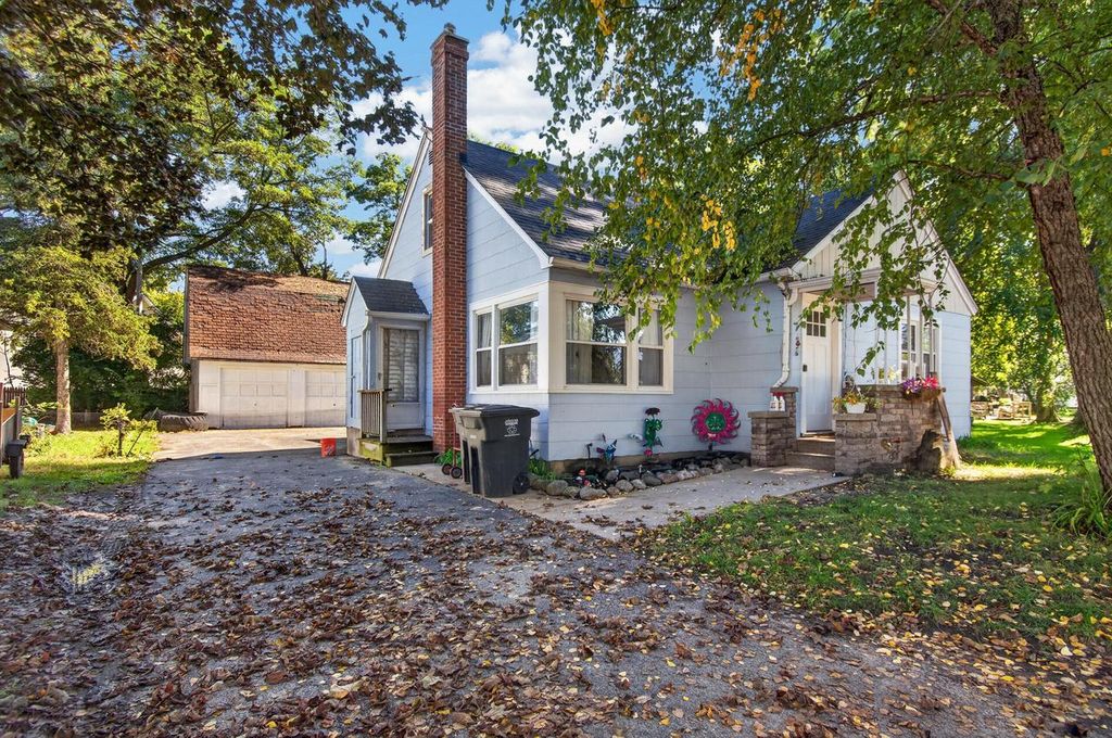 114 S 1st STREET, Silver Lake, WI 53170