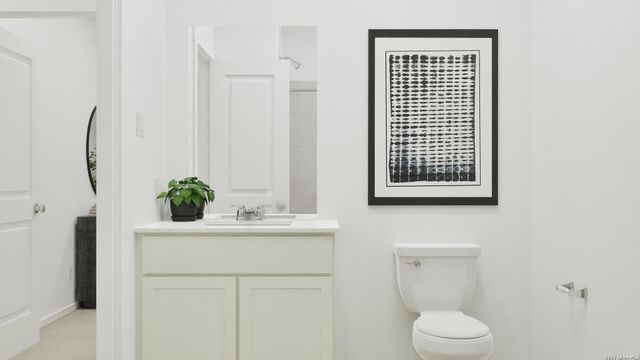 1913 Stonechat, New Braunfels, TX 78130