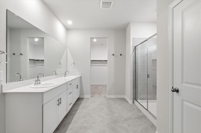 233 Luna Lane, Lake Dallas, TX 75065