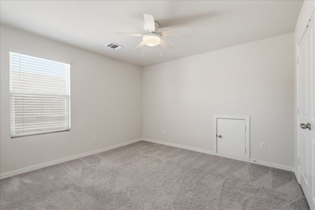 233 Luna Lane, Lake Dallas, TX 75065