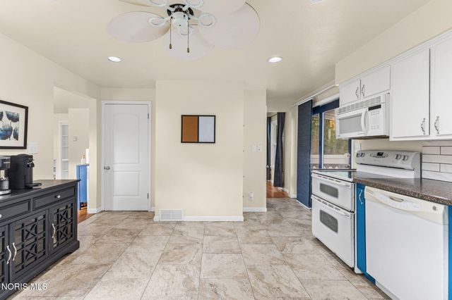 5948 Whiteford Road, Sylvania, OH 43560