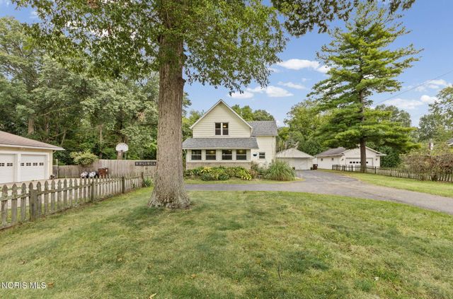 5948 Whiteford Road, Sylvania, OH 43560
