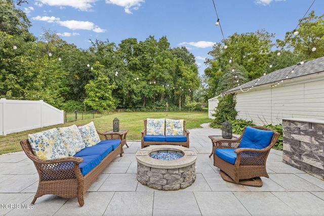 5948 Whiteford Road, Sylvania, OH 43560