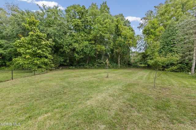 5948 Whiteford Road, Sylvania, OH 43560