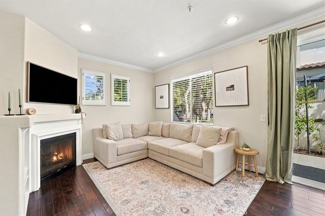 2322 Ternberry Court, Tustin, CA 92782