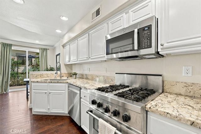2322 Ternberry Court, Tustin, CA 92782