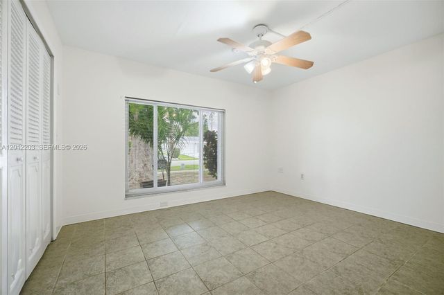 920 NW 92nd Ave, Pembroke Pines, FL 33024