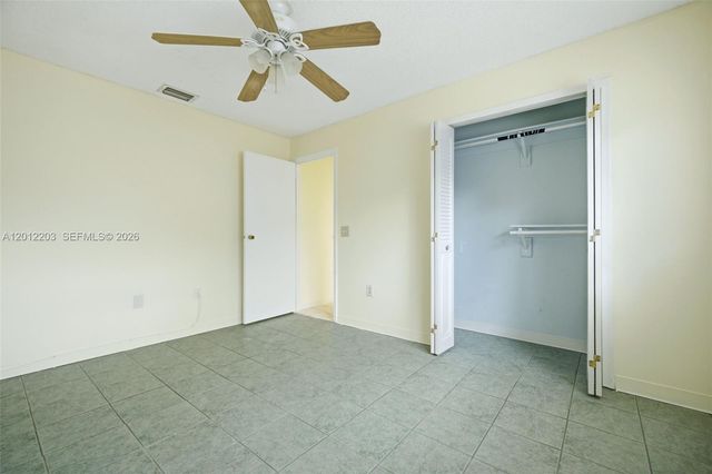 920 NW 92nd Ave, Pembroke Pines, FL 33024