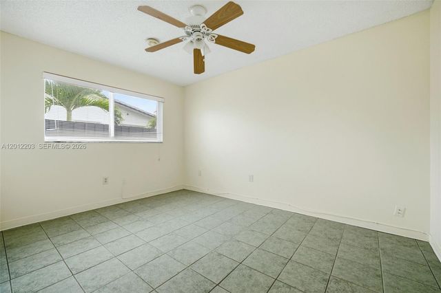 920 NW 92nd Ave, Pembroke Pines, FL 33024