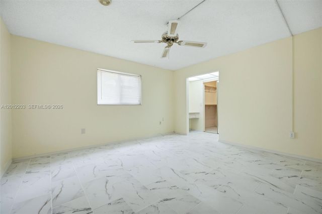920 NW 92nd Ave, Pembroke Pines, FL 33024
