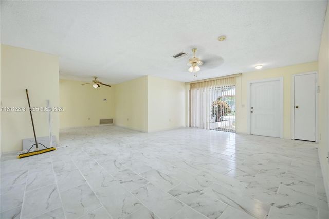 920 NW 92nd Ave, Pembroke Pines, FL 33024