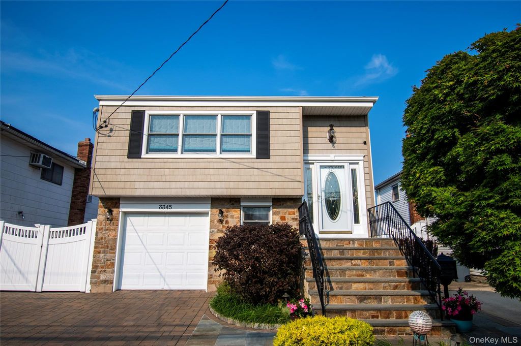 345 Parkway Drive, Baldwin Harbor, NY 11510 — exterior