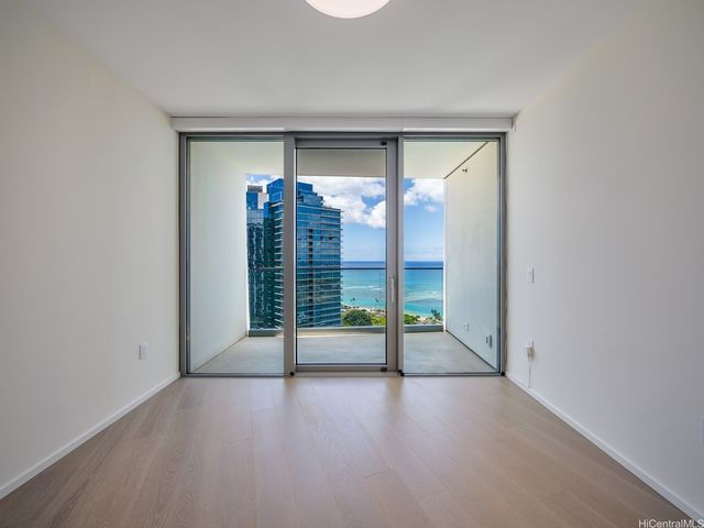 1000 Auahi Street 2904, Honolulu, HI 96814