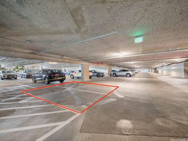 1000 Auahi Street 2904, Honolulu, HI 96814