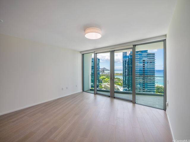 1000 Auahi Street 2904, Honolulu, HI 96814