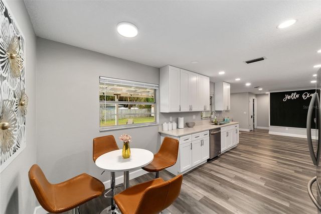 3823 SE 9TH PLACE, Ocala, FL 34471