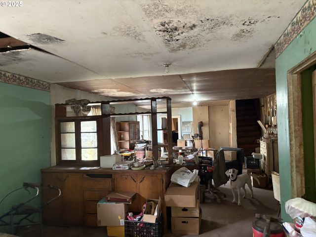 4236 Se WHITESON Rd, Amity, OR 97101