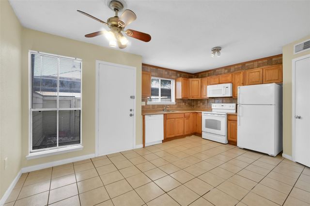 250 El Dorado Boulevard 138, Houston, TX 77598