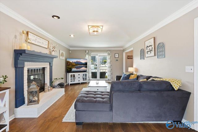 107 Tessie Drive, Owens Cross Roads, AL 35763