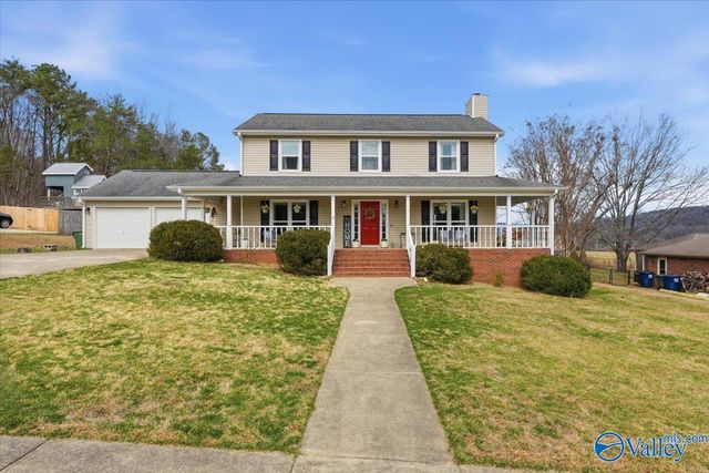 107 Tessie Drive, Owens Cross Roads, AL 35763