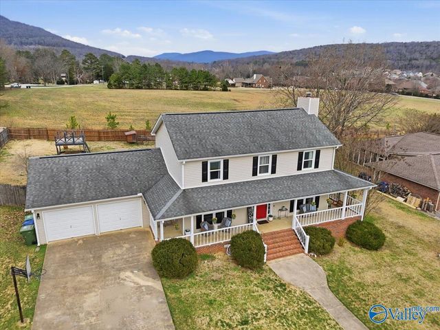 107 Tessie Drive, Owens Cross Roads, AL 35763