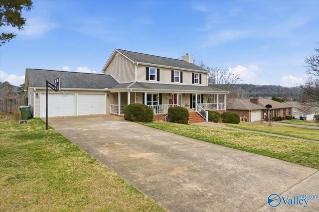 107 Tessie Drive, Owens Cross Roads, AL 35763