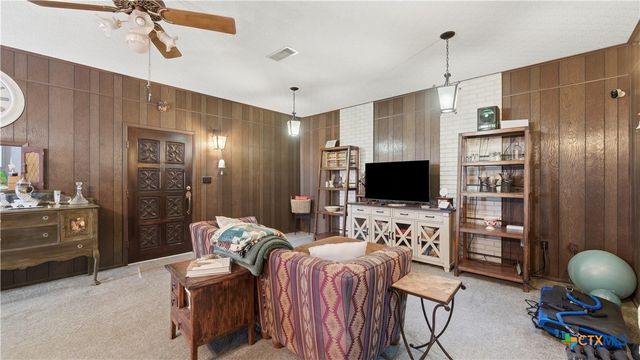 2246 Gruene Road, New Braunfels, TX 78130