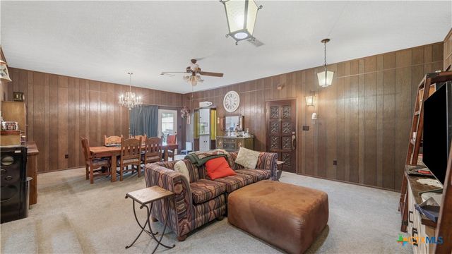 2246 Gruene Road, New Braunfels, TX 78130