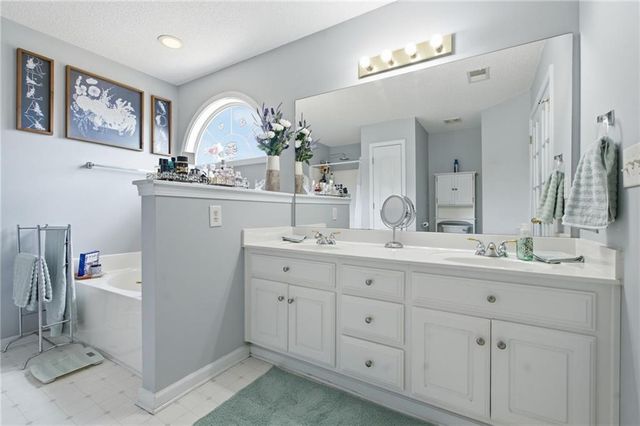 620 Ivy Cove, Mcdonough, GA 30253