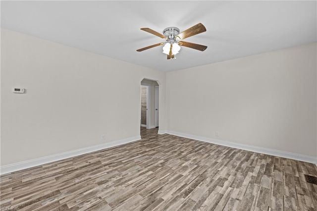 106 Heath LN, Portsmouth, VA 23701