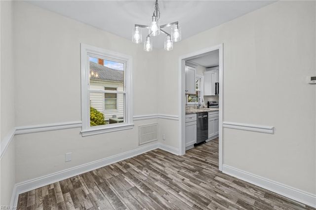 106 Heath LN, Portsmouth, VA 23701