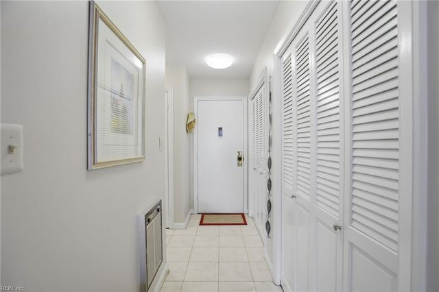 4004 Atlantic Ave Apt CS4, Virginia Beach, VA 23451