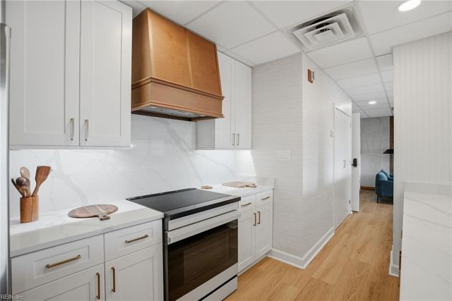 4004 Atlantic Ave Apt CS4, Virginia Beach, VA 23451