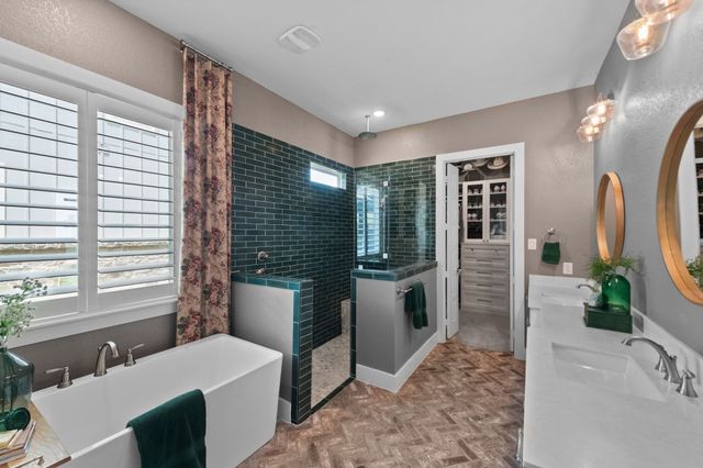 823 Big Sky Way, Argyle, TX 76226