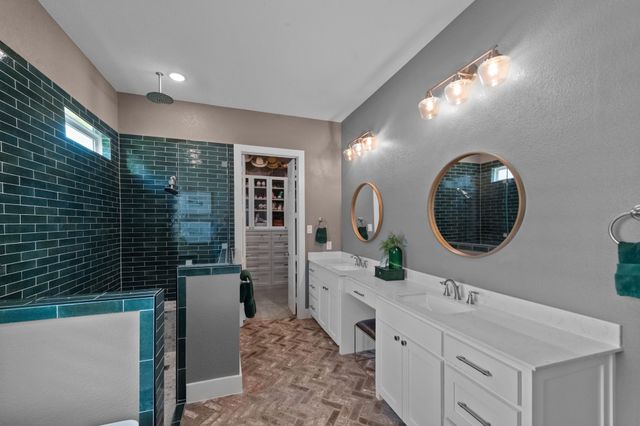 823 Big Sky Way, Argyle, TX 76226