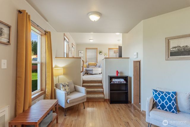 2681 S East Camano Dr, Camano Island, WA 98282
