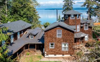 2681 S East Camano Dr, Camano Island, WA 98282