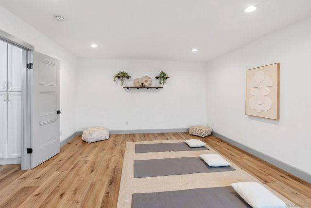 13233 Gunner Ave, San Diego, CA 92129