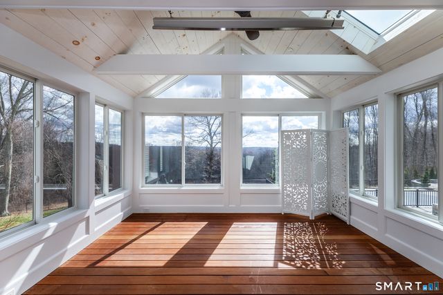4 Sunrise Lane, Bridgewater, CT 06752