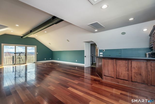 4 Sunrise Lane, Bridgewater, CT 06752