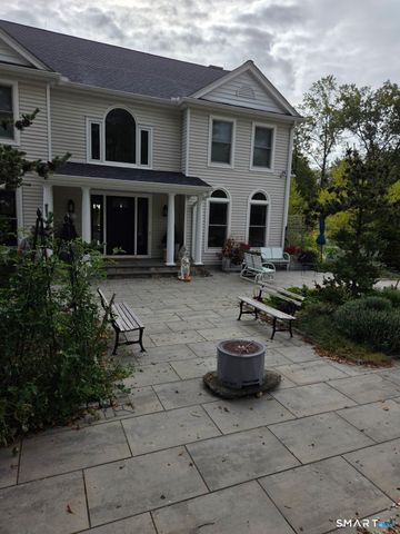 4 Sunrise Lane, Bridgewater, CT 06752