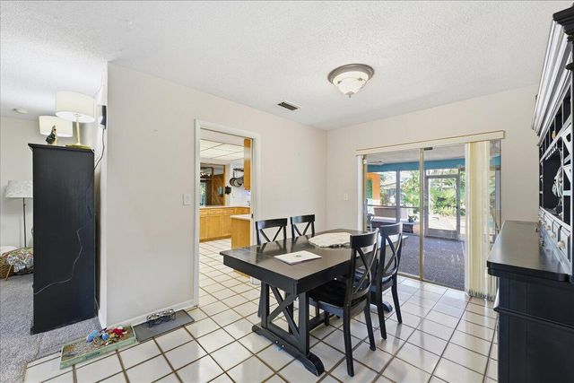 940 SW 69th Avenue, Plantation, FL 33317