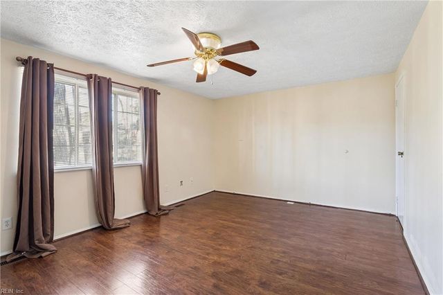 390 Jury Ln Unit C, Newport News, VA 23608