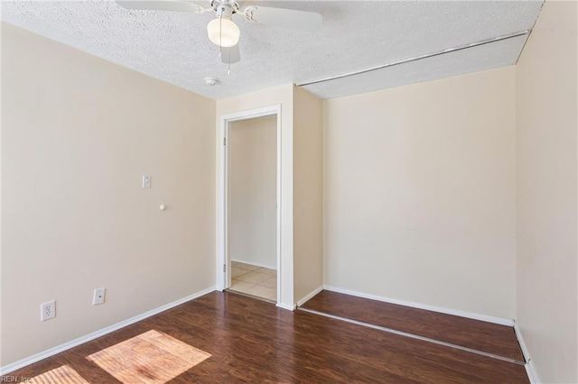 390 Jury Ln Unit C, Newport News, VA 23608