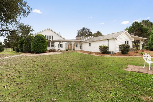 852 County Road 422, Englewood, TN 37329